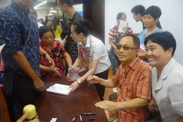 山东画报出版社有限公司内容图片展示
